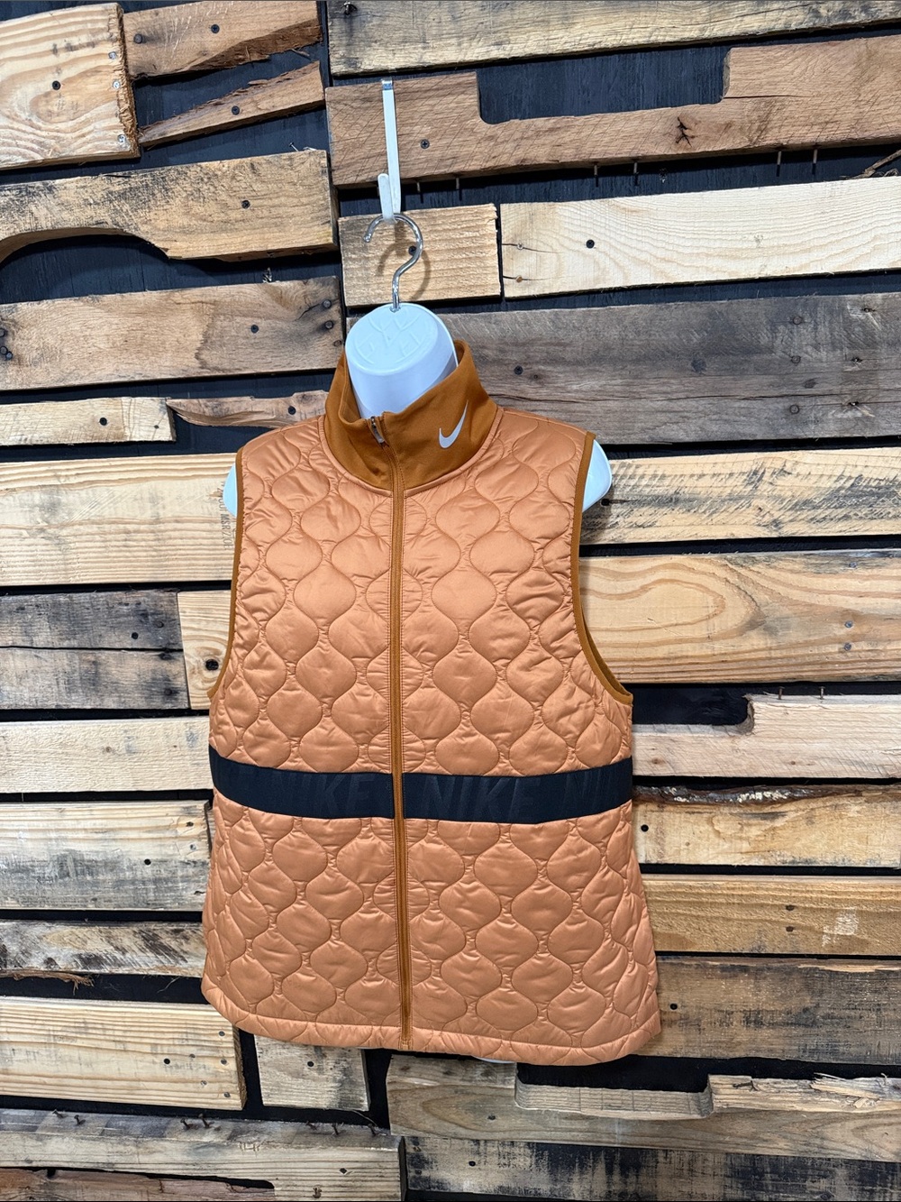Nike Quilted Aerolayer Womens Running Vest
BV3869-857 Burnt Sienna-Size Large